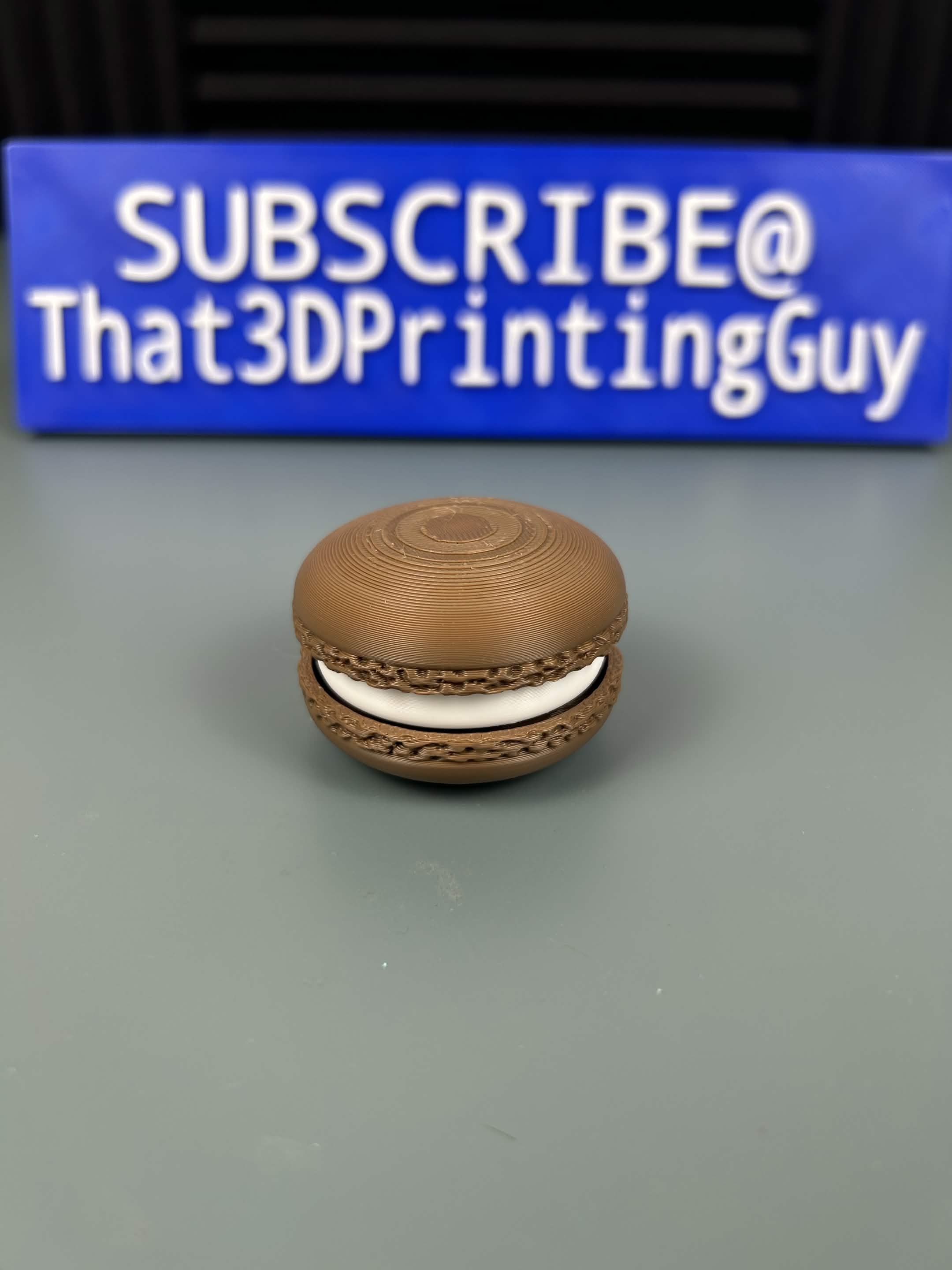 Macaron Fidget Clicker